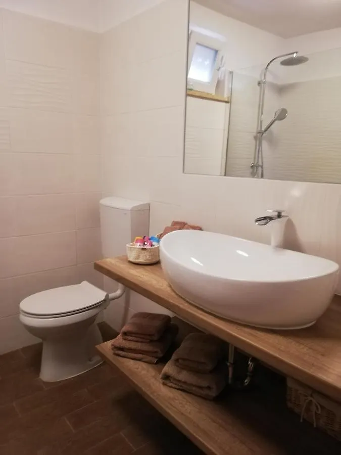 Casa Mirelia - Holiday Home For Two With Garden And Whirlpool