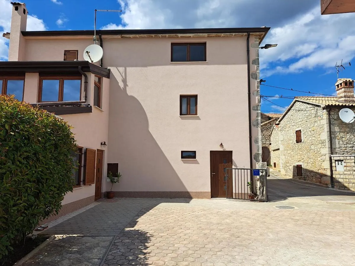 Casa Mirelia - Holiday Home For Two With Garden And Whirlpool