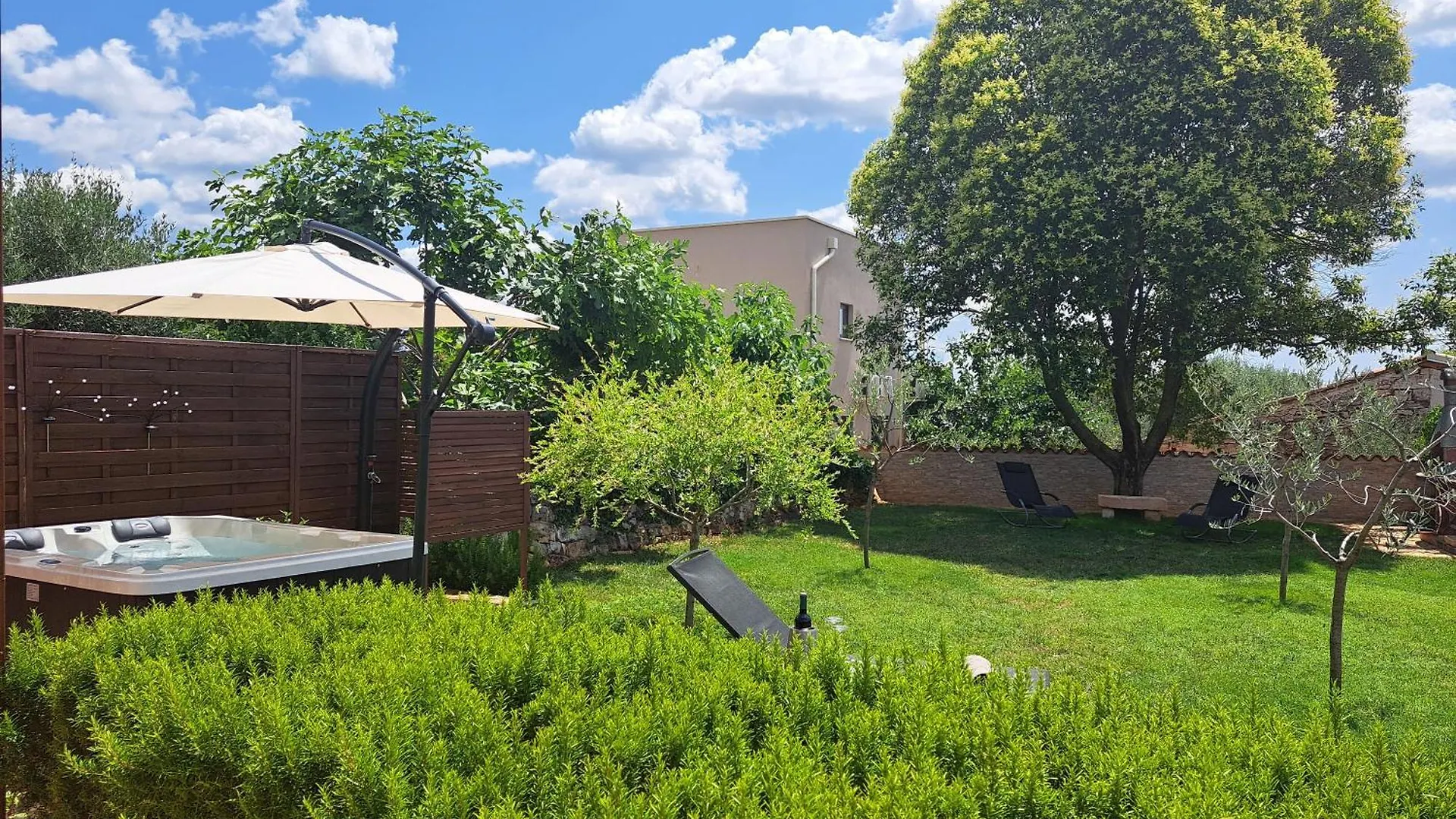 Casa Mirelia - Holiday Home For Two With Garden And Whirlpool Croatia